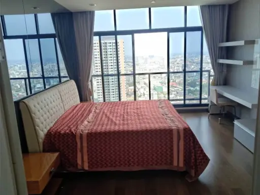 For sale/rent: Urbano Absolute Sathon-Taksin, a nice room on a high floor, spacious room, suitable for a family. If you don't reserve, it's a mistake.