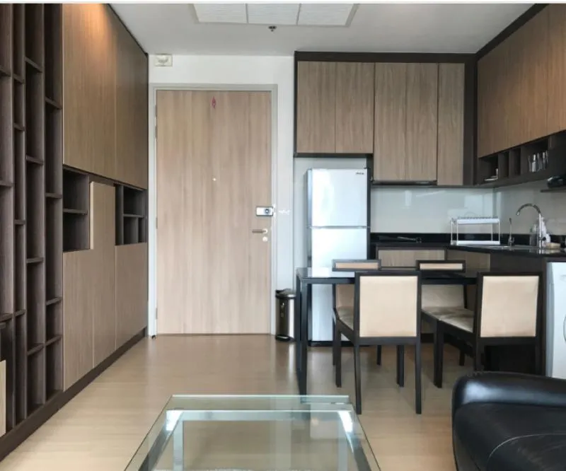 เช่าThe Capital Ekamai-Thonglor ห้องมุมทิศเหนือ ห้องนอนใหญ่ เตียง King Size ครบเครื่องแบบนี้ห้ามพลาด