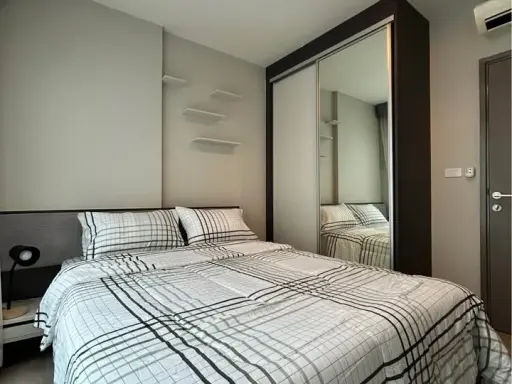 For rent: The Base Central Pattaya, 18th floor, partial sea view! Furnished with premium furniture and fully equipped with appliances for your comfort images