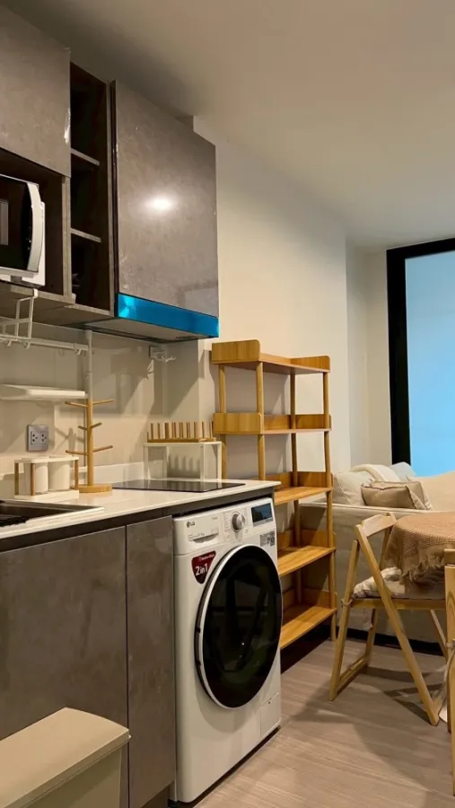 For rent: Aspire Erawan Prime. Spacious and comfortable room with furnished interior. You absolutely shouldn't miss this opportunity!