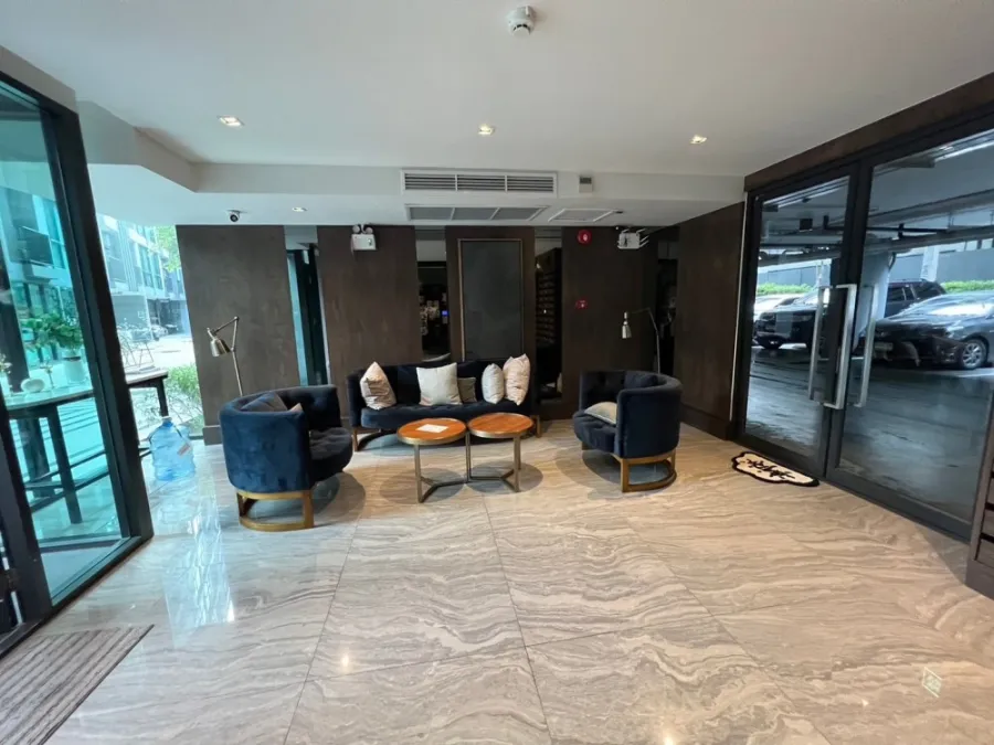 For rent, Premio Quinto, a room on the edge, separating the bedroom complete electrical appliances Hurry up to reserve before it's gone.