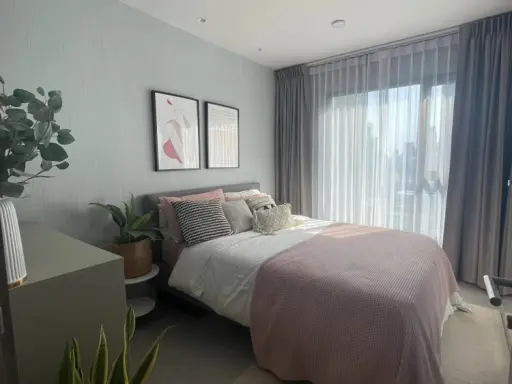 For rent, Life asoke Rama 9, fully furnished room, high floor, has a good view, say that you should not miss this room.