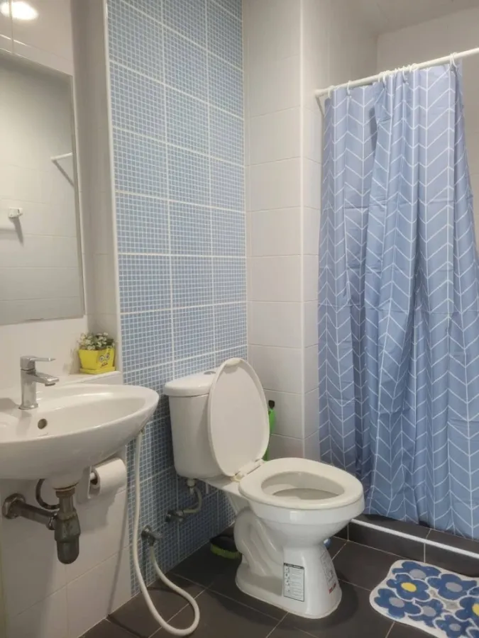For rent or sale: The Kith, Lam Luk Ka, Khlong 2, private room, very cheap price, fully furnished, ready to move in, book now.