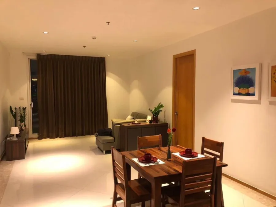 ให้เช่า เอ็มไพร์ เพลส สาทร – นราธิวาส ห้องกว้าง 2 นอน ชั้นสูง วิวสวย อย่ามั่วแต่มองรีบจองเลยจ้า