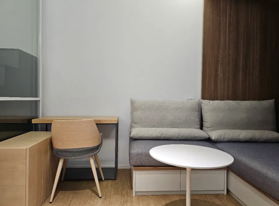 ให้เช่า Triple Y Residence ห้องดีมาก สวย ตั้งอยู่ในสามย่านมิตรทาวน์ ชั้นใต้ดินเชื่อมกับ MRT สามยย่าน