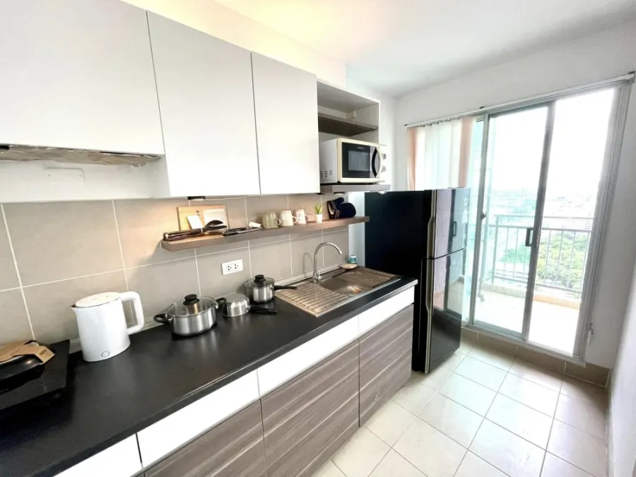 For rent Supalai Vista Sriracha - Laem Chabang Port Intersection, high floor room, open to the breeze all day, book now.