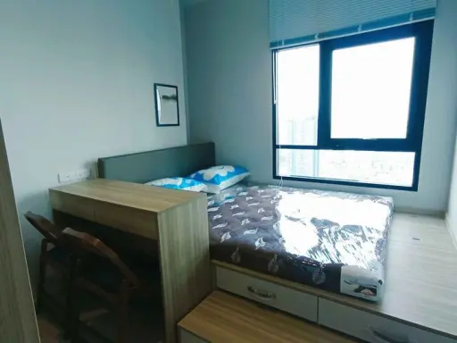 For rent: Altitude Unicorn Sathorn - Tha Phra, high floor, great city view. Fully furnished, move in now.