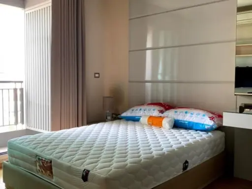 For rent: The Address Asoke, beautiful room, fully furnished, book now, don't miss out.