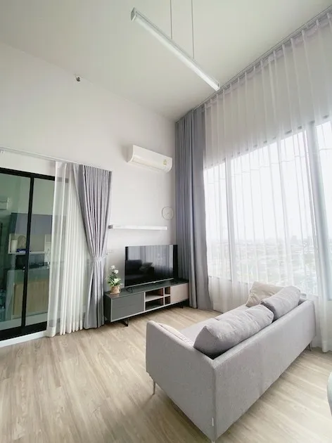 For rent, Blossom Condo @ Fashion, 15th floor, corner room, beautiful view, hurry up and reserve it, don't wait, hurry up.