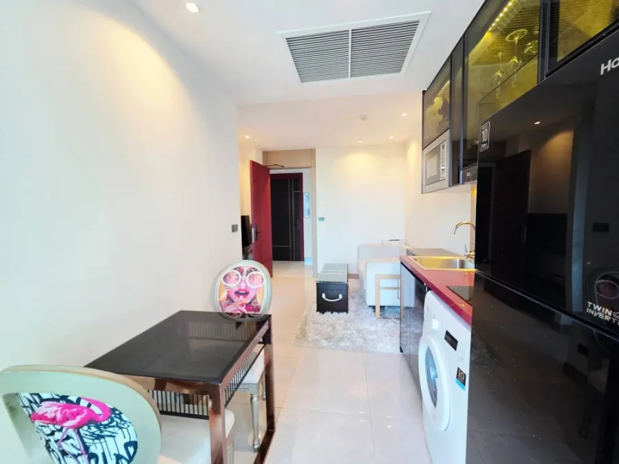 ขาย The Riviera Ocean Drive ห้องน่าอยู่ เลขห้องสวย วิวทะเล รีบจองเลย