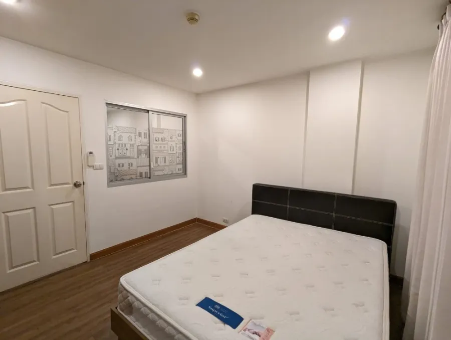 For sale/rent The niche ID Lat Phrao 130, fully furnished rooms, easy on the eyes color, comfortable price, don't miss it.