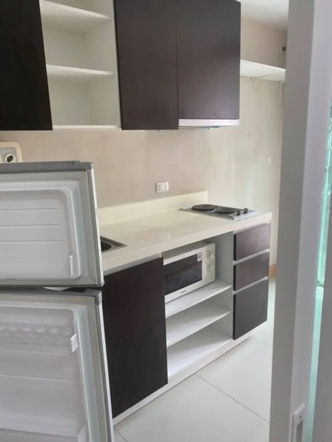 Condo Lugano Ladprao 18 Slae บิ้วอินชั้นวางของ เฟอร์นิเจอร์ครบ เครื่องใช้ไฟฟ้าพ้อมอยู่ จองเลยด่วนๆๆ