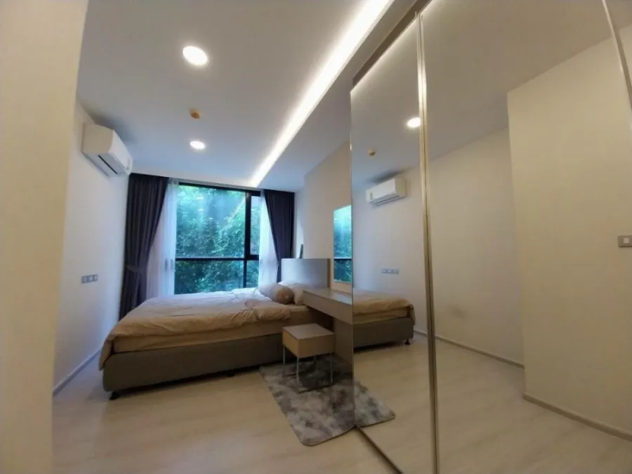 For sale, for rent, Vtara Sukhumvit 36, nice room, comes with bathtub, complete furniture, electrical appliances, reserve now.