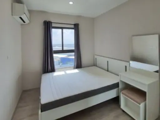 For rent, Plum Condo Central Station Phase 1, high floor, great view, plus a very pleasant room. No reservation, regret instead. Hurry up.