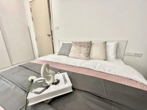Condo for rent, Rich Park Triple Station, pleasantly decorated. The room number is awesome. It's so good you have to reserve it quickly.