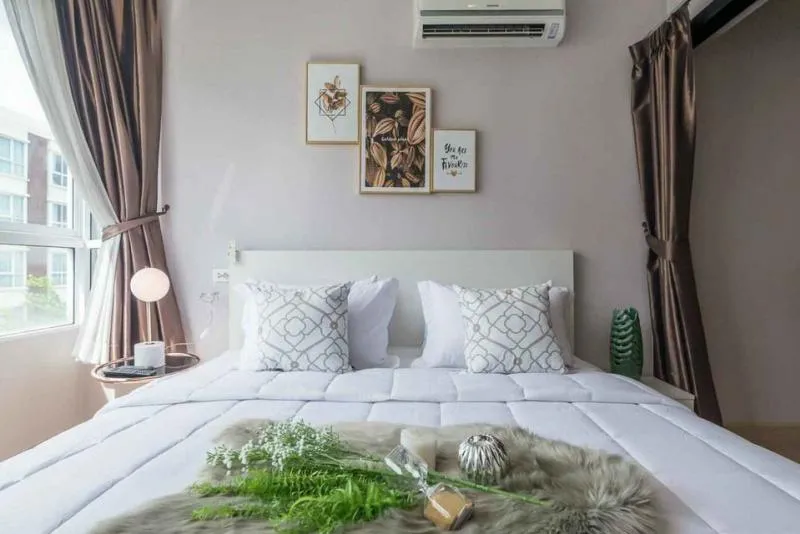 ห้องแต่งสวย ที่มีให้พร้อมทุกอย่าง จัดวางได้น่ารัก สีขาวสะอาดตา ให้เช่าHappy Condo ลาดพร้าว 101 มาจ้า