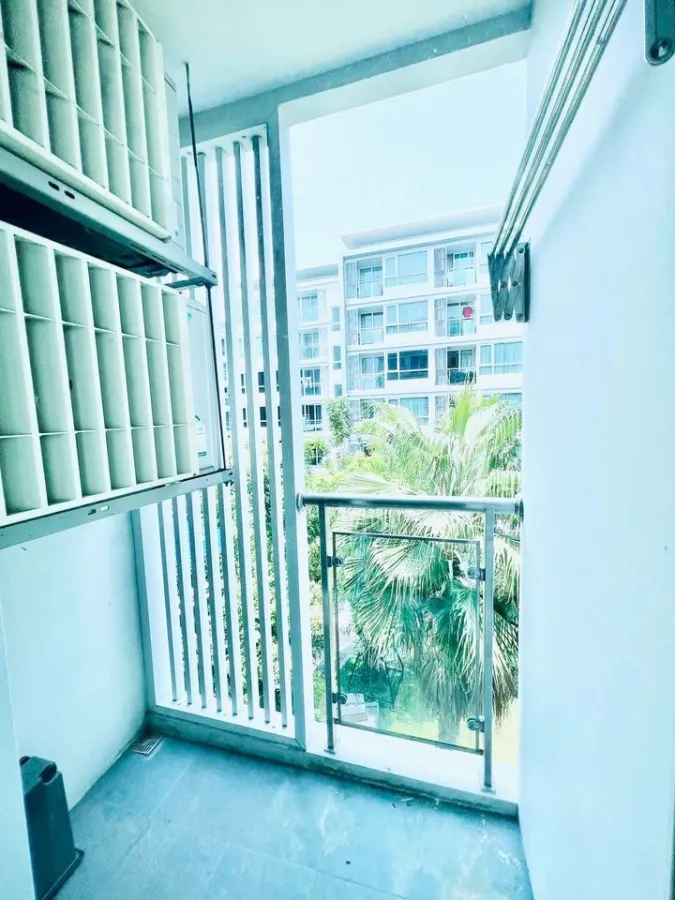 Condo for sale, Mayfair Place, Sukhumvit 64, spacious room, premium grade furniture. Complete with great built-ins, don't miss it.