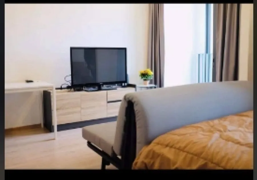Selling ideo q Chula-Samyan, rooms are divided into proportions, comfortable, not uncomfortable, balcony facing south, cool breeze, hurry to reserve