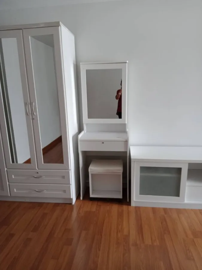 Condo for rent, Regent 25, studio room, complete facilities, good price, can be booked now.