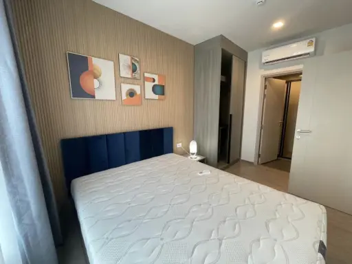For rent: The Base Phetchaburi - Thonglor, 12th floor, complete with furniture and electrical appliances. Hurry and reserve now.