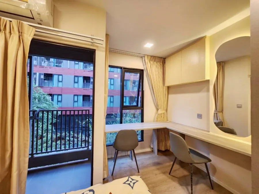 Kave TU condo for rent, 3rd floor, with high-quality built-in furniture and complete amenities. Book now!