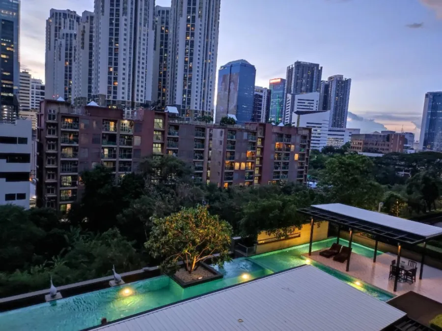 For rent, Lumpini Place Rama 9-Ratchada, very beautiful view, spacious room, not cramped, fully furnished, hurry and reserve before you miss out.
