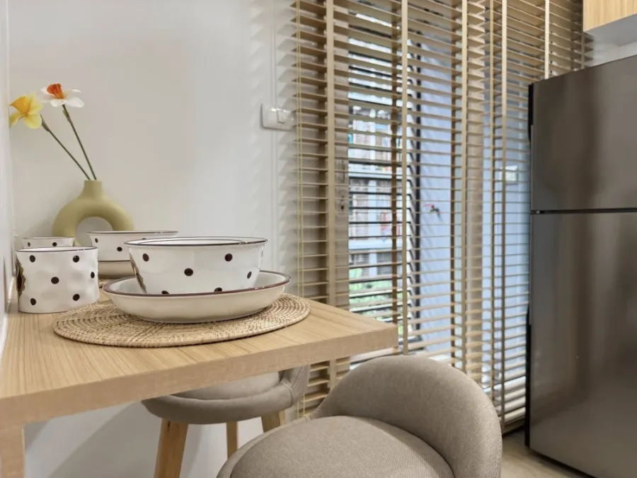 For sale: The Trust Condo in Central Pattaya. Beautifully decorated throughout. Minimalist style. Very livable. Ready to move in.