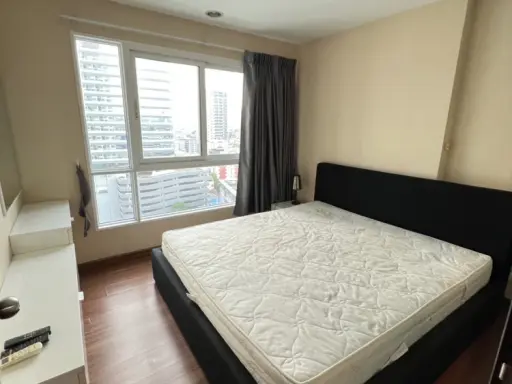Condo for rent, Diamond Ratchada, 15th floor, partitioned room, fully furnished, ready to move in Hurry up to reserve before you miss it.