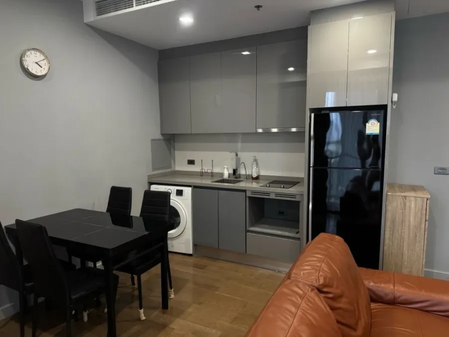 M Phyathai Condo for rent, 16th floor, fully furnished. Book now! Don't miss out!