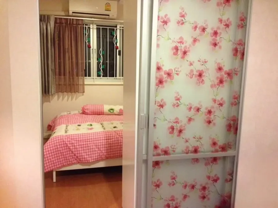 ขาย Lumpini Condo Town Ramintra - Navamin อาคาร A วิวมองเห็นรถฟ้า ห้องมุม ชั้นสูง ติดบันไดหนีไฟ ต้องจอง