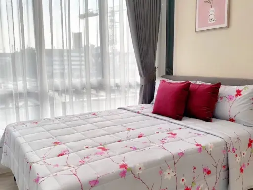 For rent, The Sky Sukhumvit, corner room, privacy, not expensive, hurry and reserve it quickly, don't miss it.