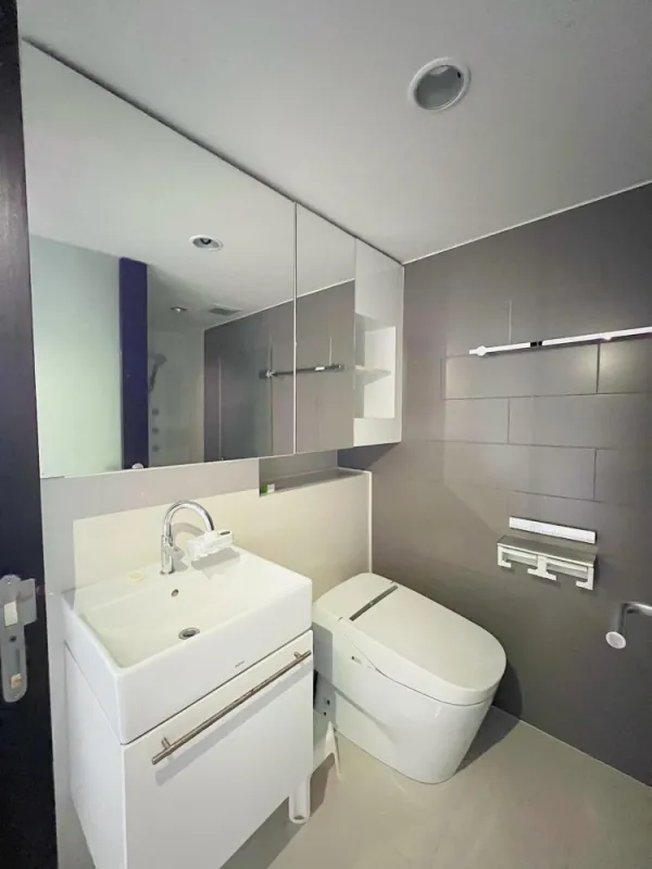 ขาย คอนโด แอชตัน มอร์ฟ 38 ห้องแต่งสวย เฟอร์นิเจอร์หรูหรา ห้องสไตล์ Duplex พลาดไม่ได้แล้ว