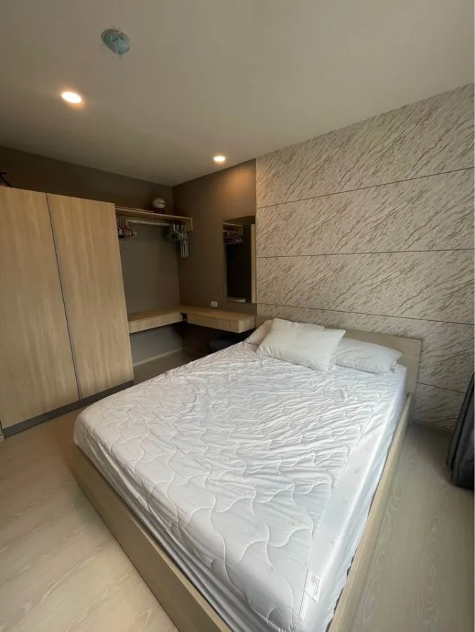 ขาย ให้เช่า ฟีล พหล 34 ห้องแต่งผนังสวยๆ เฟอร์นิเจอร์ครบชุด พร้อมโซฟาขนาดใหญ่น่านั่ง ไ่ม่จองคือพลาดมาก