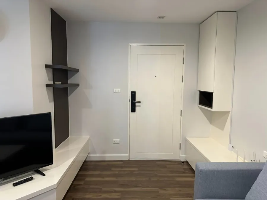 For rent urgently!! Condo The Room Sukhumvit 79, near BTS On Nut, good location, easy to travel, don't miss it!!