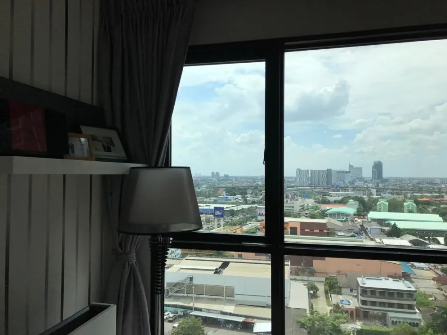 ขาย The Base Changwattana ห้องบิวท์อินหนักมาก เฟอร์อย่างดัทั้งห้อง ราคานี้คุ้มมาก สนใจรีบเลยน้า