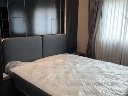 For rent: Lumpini Condotown Ekachai 48, 1 bedroom, 1 bathroom. High-quality built-in furniture and coordinated interior design. Book now!
