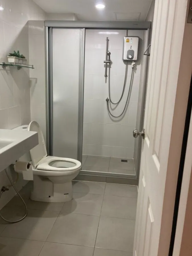 For sale: U Delight Residence (Pattanakarn - Thonglor), high floor, stylishly decorated room, city view, reserve now.