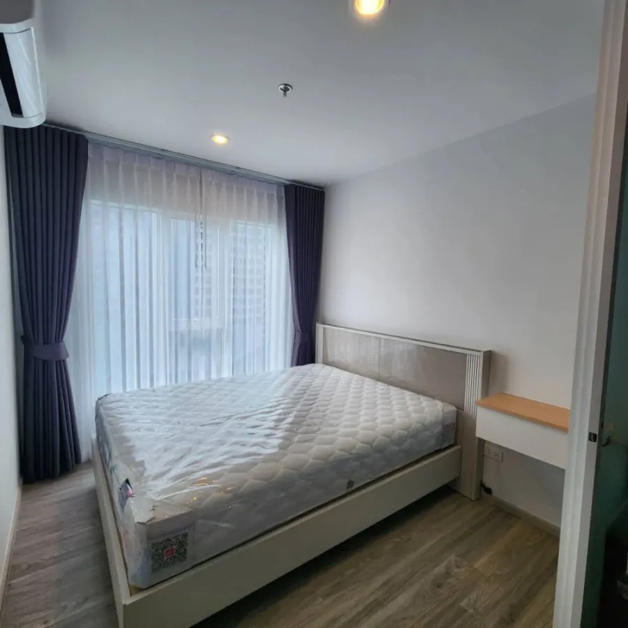 For rent: Regent Home Bangna, 20th floor, comes with furniture and appliances. Reserve now, don't miss out!