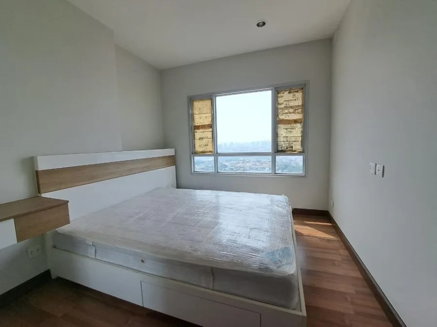 Sell Centric Tiwanon, nice room, furnished + complete electrical appliances, best price, book now