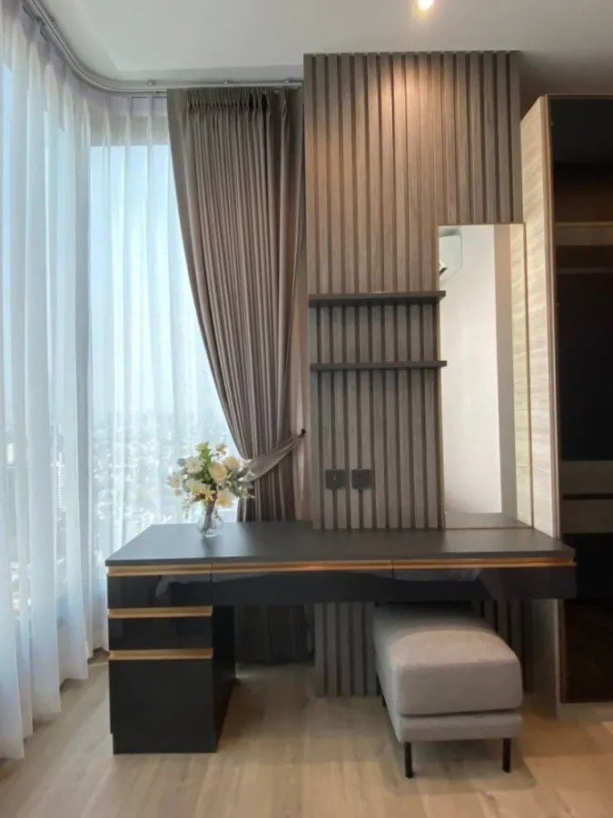 ให้เช่า เดอะ เครสท์ พาร์ค เรสซิเดนซ์ ห้องสวย แต่งบิวท์อินจัดเต็ม ชั้น 26 สูงมากก วิวเมืองอย่างเริ่ด