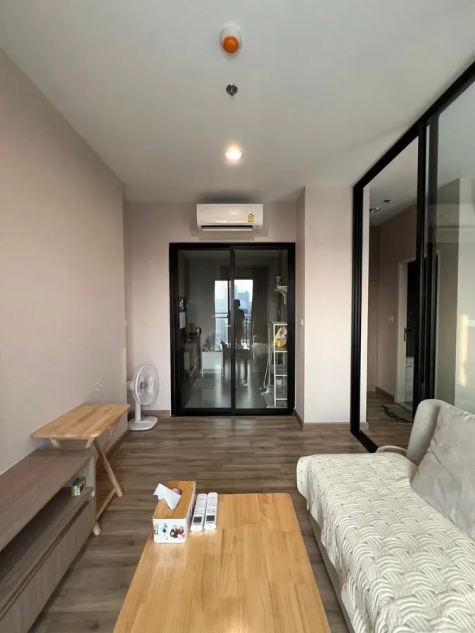 Niche Mono Sukhumvit-Bearing condo for rent. Ready to move in. Fully furnished. Book today!