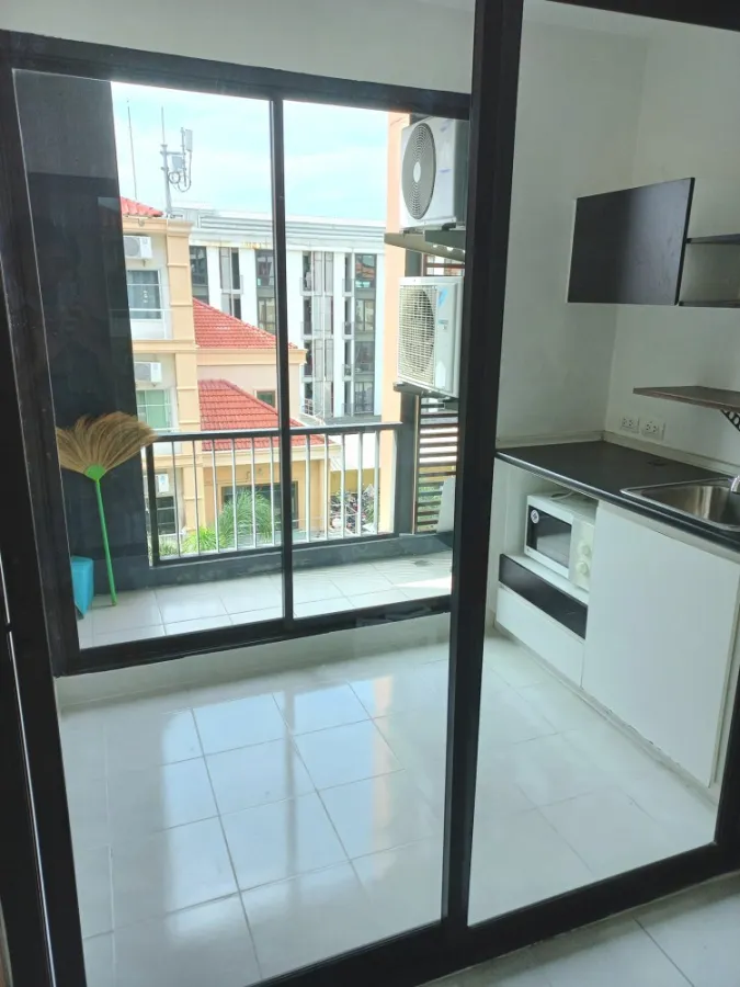 For rent or sale, Lipp Ramkhamhaeng 43/1, north balcony, ready to move in. Don't wait.