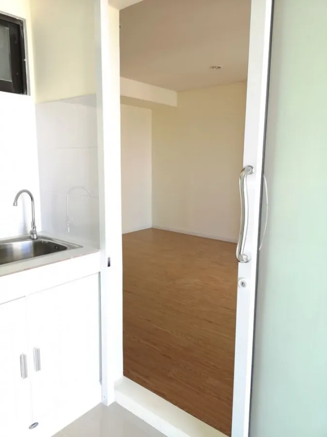 Condo for sale, Lumpini Place Narathiwat-Chao Phraya, size 30 sq.m., beautiful room, ready to move in. This must be reserved