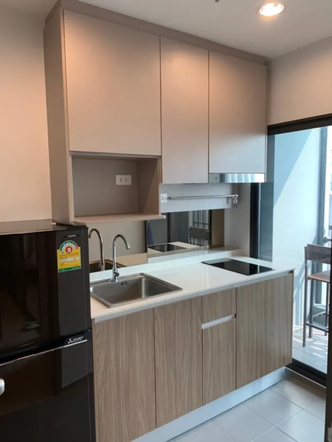 For rent, Ideo Thaphra Interchange, high floor, great view, comes with full furniture. You shouldn't miss it. Urgent.