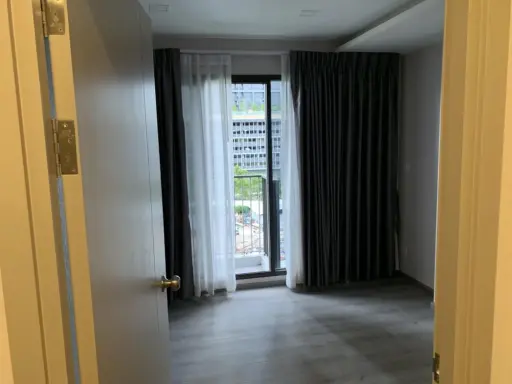 For sale: The Politan Breeze, 7th floor, corner room. If you are interested in owning it, hurry and reserve it. Book now, don't miss it.