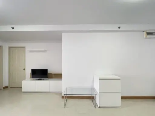 For rent: City Home, Tha Phra Intersection, swimming pool view. The room is clean and comfortable. Ready to move in If you don't reserve, you'll miss images