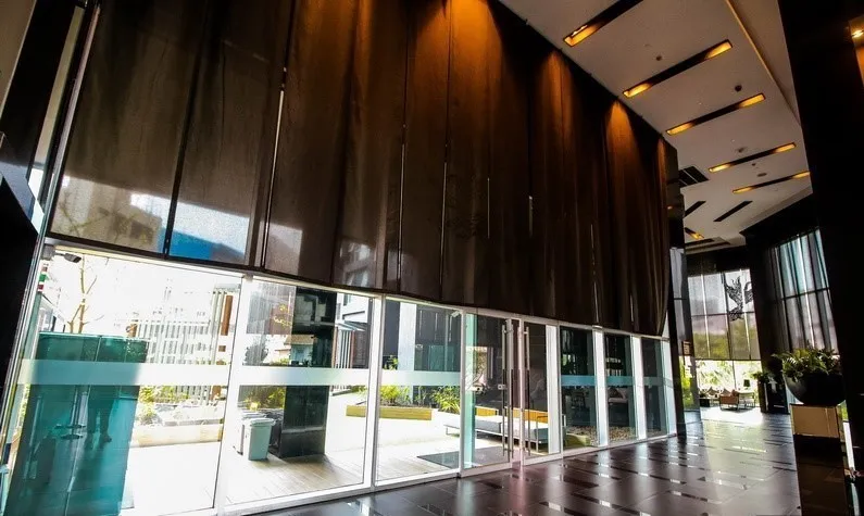 ขาย ปล่อยเช่า คอนโด Rhythm สาธร ห้องกว้างขวาง ชั้น 38 เป็น City view จองด่วนๆ อย่ารอช้า
