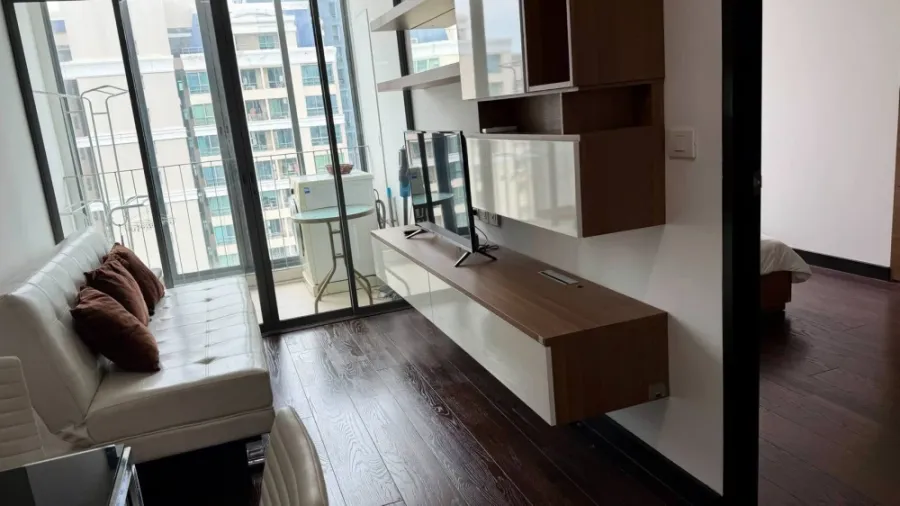 ให้เช่า IDEO Q Phayathai ชั้น 27 ห้องแต่งครบ พร้อมเข้าอยู่ สนใจจองเลย