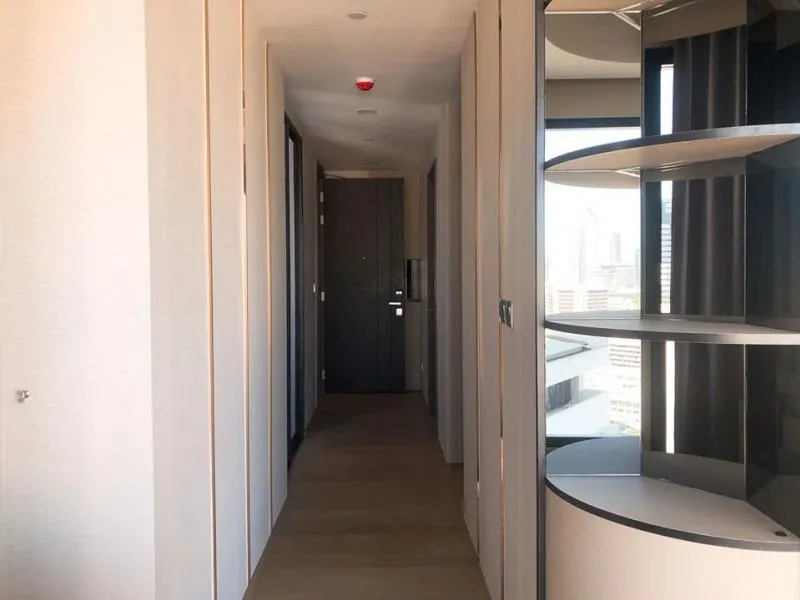 Condo for sale in Ashton Chula-Silom, the most of luxury with a room size of 63 square meters, the ultimate Rare Item you must have !!