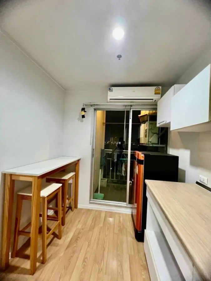 Selling rent two Lumpini Ville Prachachuen-Pongpetch 2 units on the 8th floor, fully furnished. Don't miss this great deal!